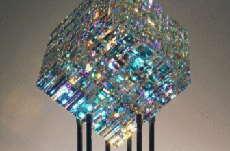 Gshopper – Crystal sculpture table ornament magic chromaticity cube