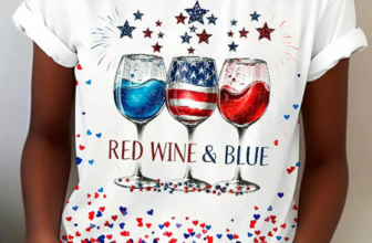 Noracora – Casual Independence Day (Flag) Crew Neck Short Sleeve T-shirt